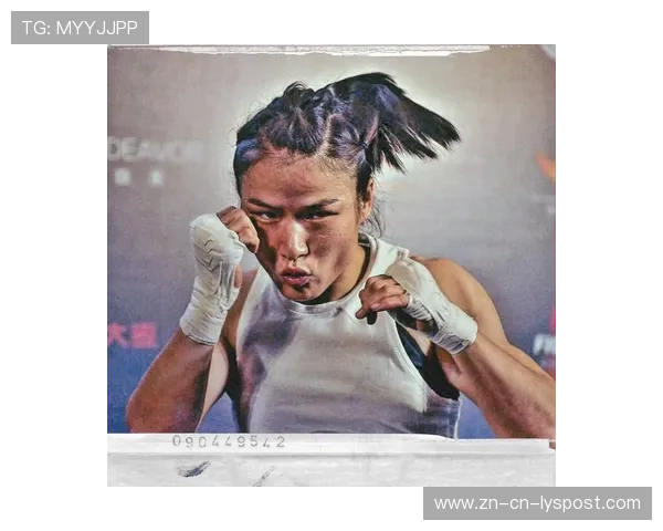 UFC女拳手火爆瞬间:冲上栏杆狂欢的背后故事 UFC女拳手火爆瞬间:冲上栏杆狂欢的背后故事