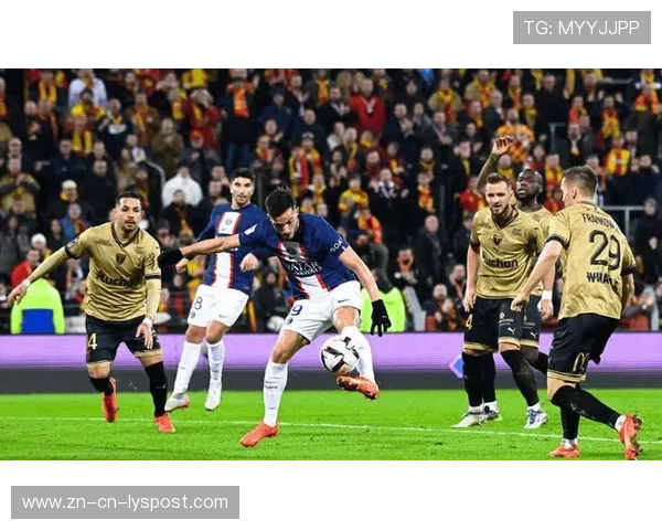 朗斯时隔21年再登顶法甲榜首，萨热战术成奇迹